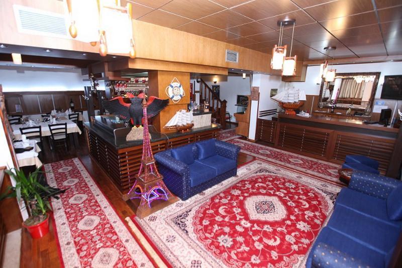 Antipatrea Hotel Berat Eksteriør bilde